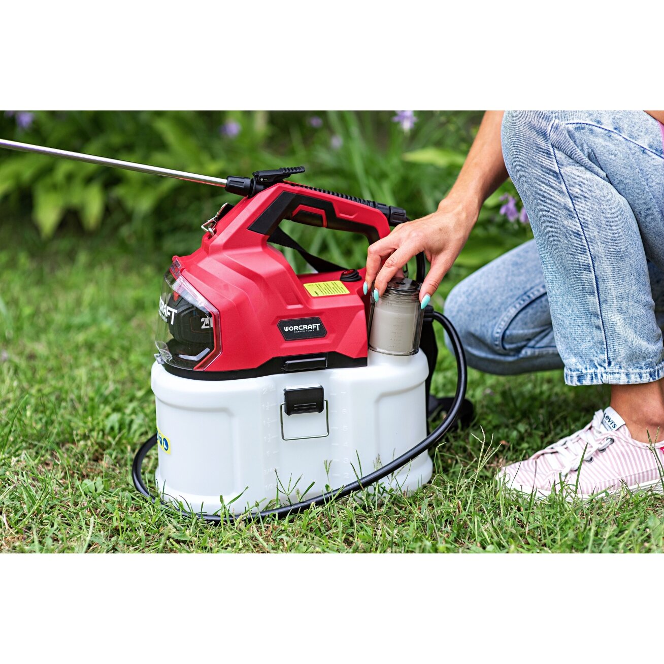 Akum. slėginis purkštuvas WORCRAFT 8l 20V LI-ION (Be akumuliatoriaus ir įkroviklio) 20 Akum. slėginis purkštuvas WORCRAFT 8l 20V LI-ION (Be akumuliatoriaus ir įkroviklio) 20