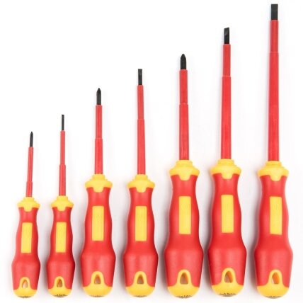 Atsuktuvų rinkinys elektrikui 7vnt. 2 Atsuktuvų rinkinys elektrikui 7vnt. 2
