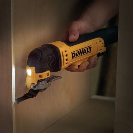 DeWalt Daugiafunkcinio įrankio geležtės 30 mm x 43 mm, DeWALT, 5 vnt. 4 DeWalt Daugiafunkcinio įrankio geležtės 30 mm x 43 mm, DeWALT, 5 vnt. 4