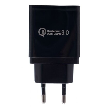 Įkroviklis 220V greito krovimo 2xUSB/2.1A +1USB/QC3.0 4 Įkroviklis 220V greito krovimo 2xUSB/2.1A +1USB/QC3.0 4