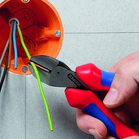 Šoninio kirpimo replės 160mm X-Cut KNIPEX 7 Šoninio kirpimo replės 160mm X-Cut KNIPEX 7
