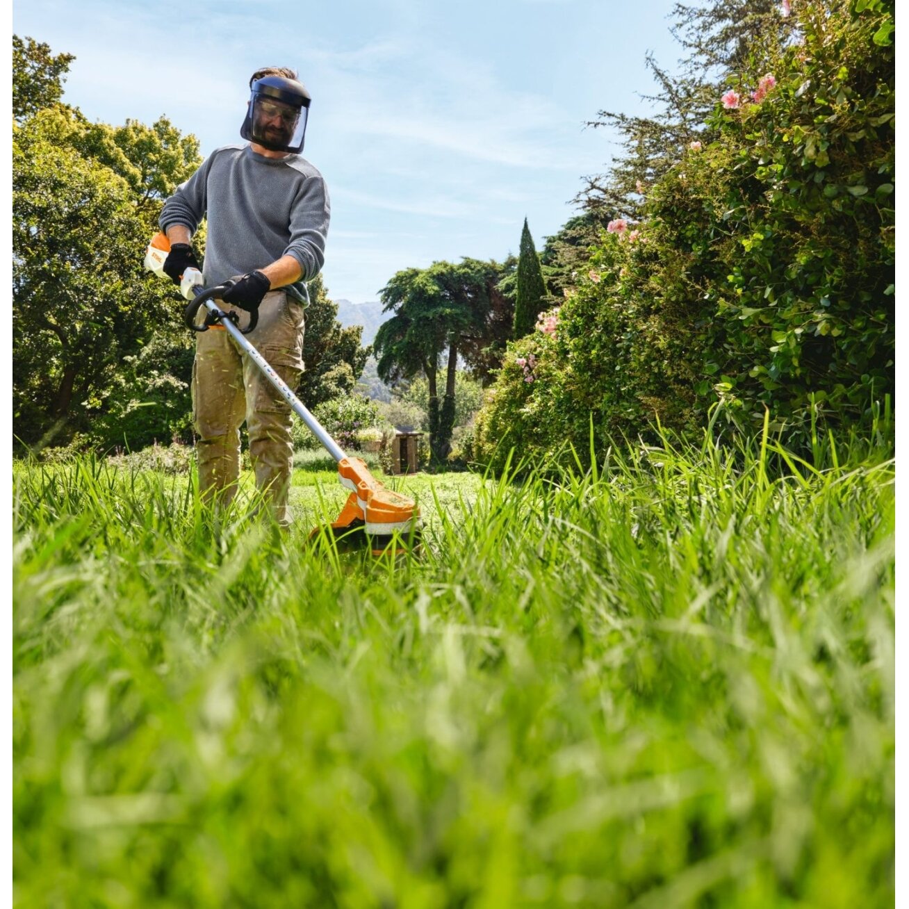 Stihl Žoliapjovė akumuliatorinė Compact STIHL FSA 70.0 R SET (su AK 20 ir AL 101) 3 Stihl Žoliapjovė akumuliatorinė Compact STIHL FSA 70.0 R SET (su AK 20 ir AL 101) 3