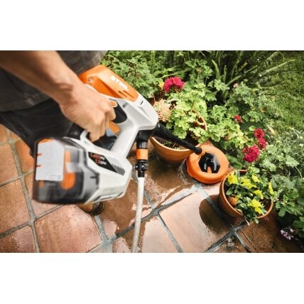 Stihl Rankinis akumuliatorinis vidutinio slėgio plovimo įrenginys STIHL RCA 50.0 (be akum. ir krov.) 6 Stihl Rankinis akumuliatorinis vidutinio slėgio plovimo įrenginys STIHL RCA 50.0 (be akum. ir krov.) 6