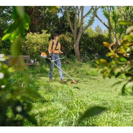 Stihl Žoliapjovė akumuliatorinė STIHL FSA 80.0 R ( su akum. AK 30 ir įkrov. AL 101 ) 5 Stihl Žoliapjovė akumuliatorinė STIHL FSA 80.0 R ( su akum. AK 30 ir įkrov. AL 101 ) 5