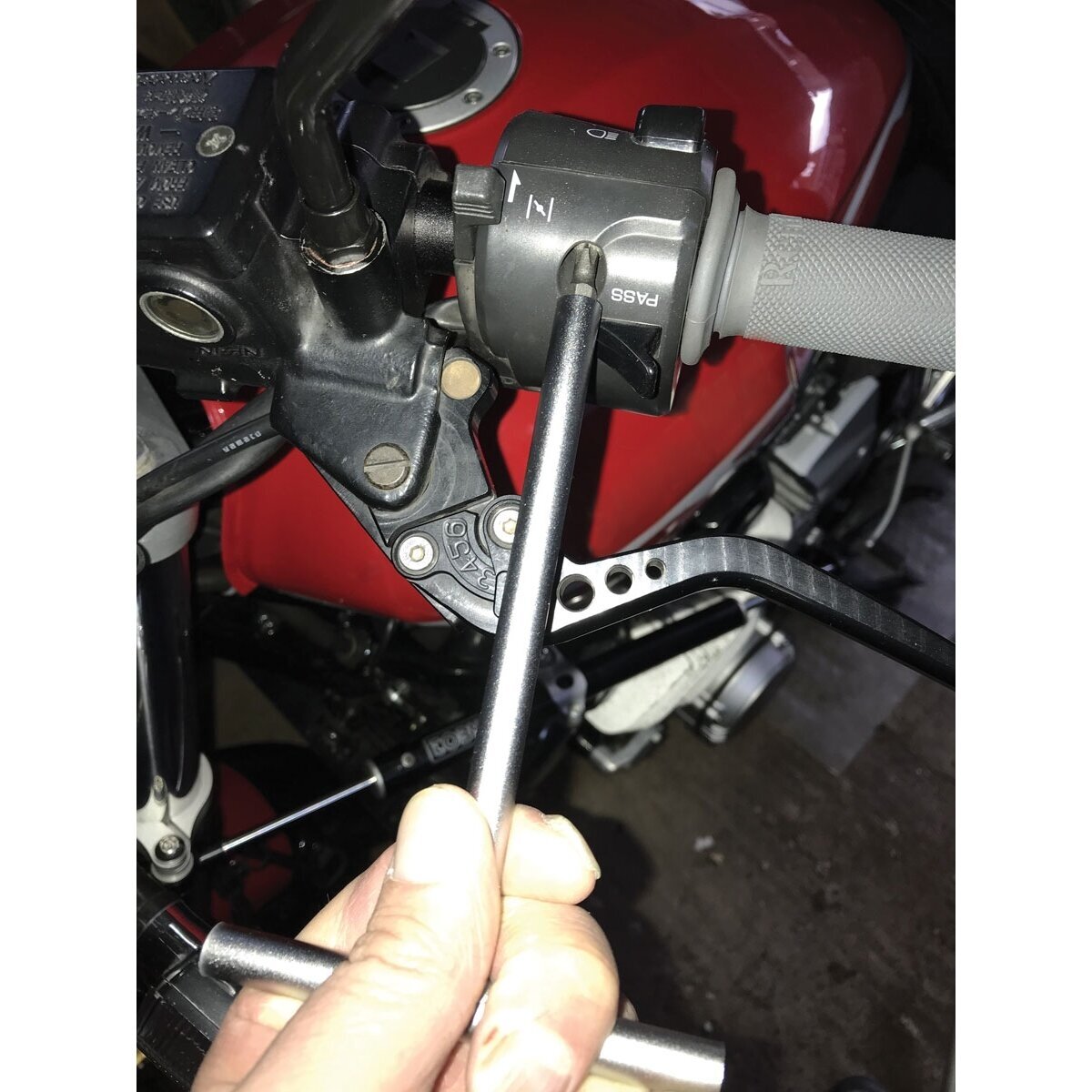 T tipo rankena + JIS 1/4'' antgalių rinkinys 6vnt. 7 T tipo rankena + JIS 1/4'' antgalių rinkinys 6vnt. 7